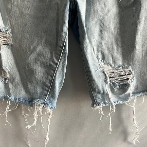 Aero slim cut-off denim blue shorts - Picture 3 of 7